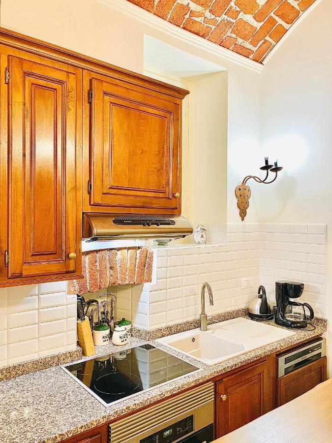 טורינו Exquisitely Renovated And Centrally Located Apartment With Free Parking מראה חיצוני תמונה