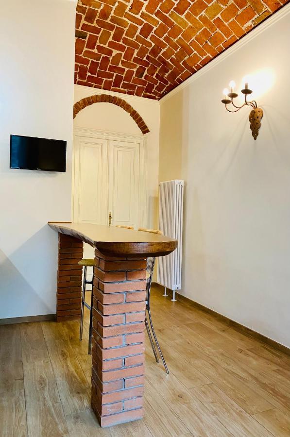 טורינו Exquisitely Renovated And Centrally Located Apartment With Free Parking מראה חיצוני תמונה